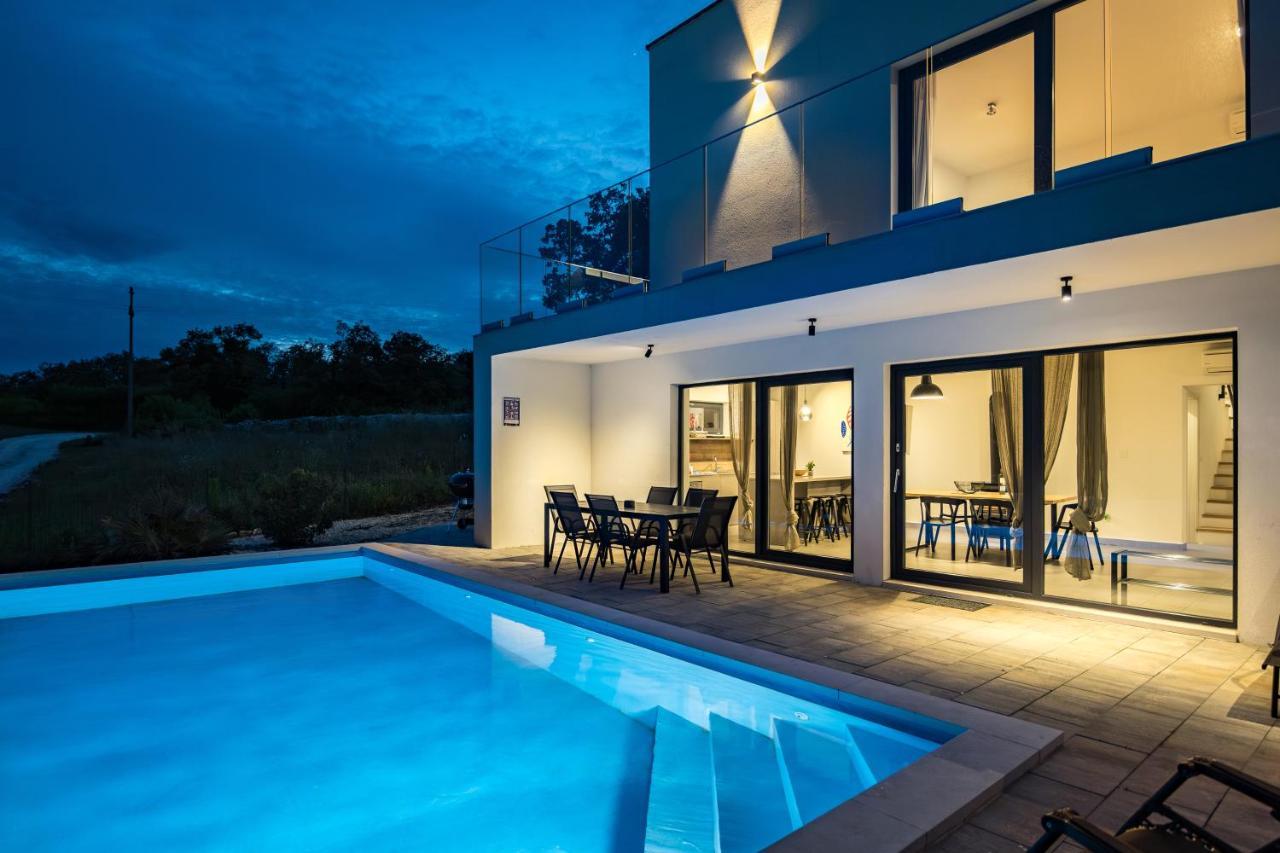 Villa Kalu 2 Filipana Exterior photo
